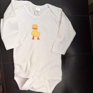 WeeWearr White Baby Onesie with Yellow Duck and duck on back Embroidery
